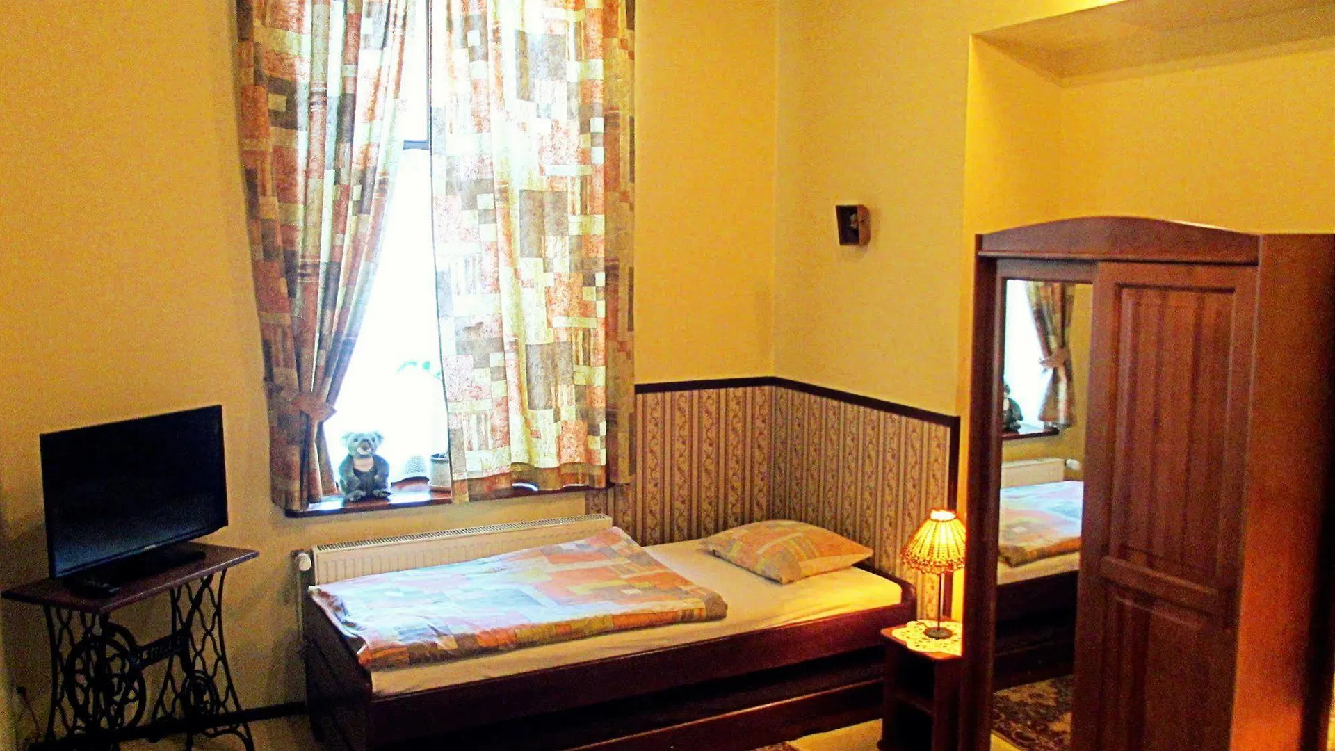 Globtroter Guest House Krakow Hostel