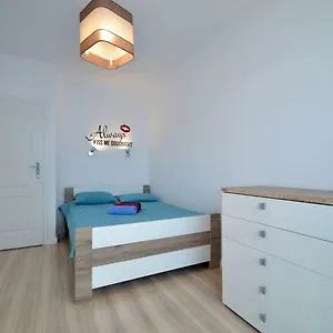apartamenty-z-widokiem-na-morze-kolobrzeg.kolobrzeghotels.com/